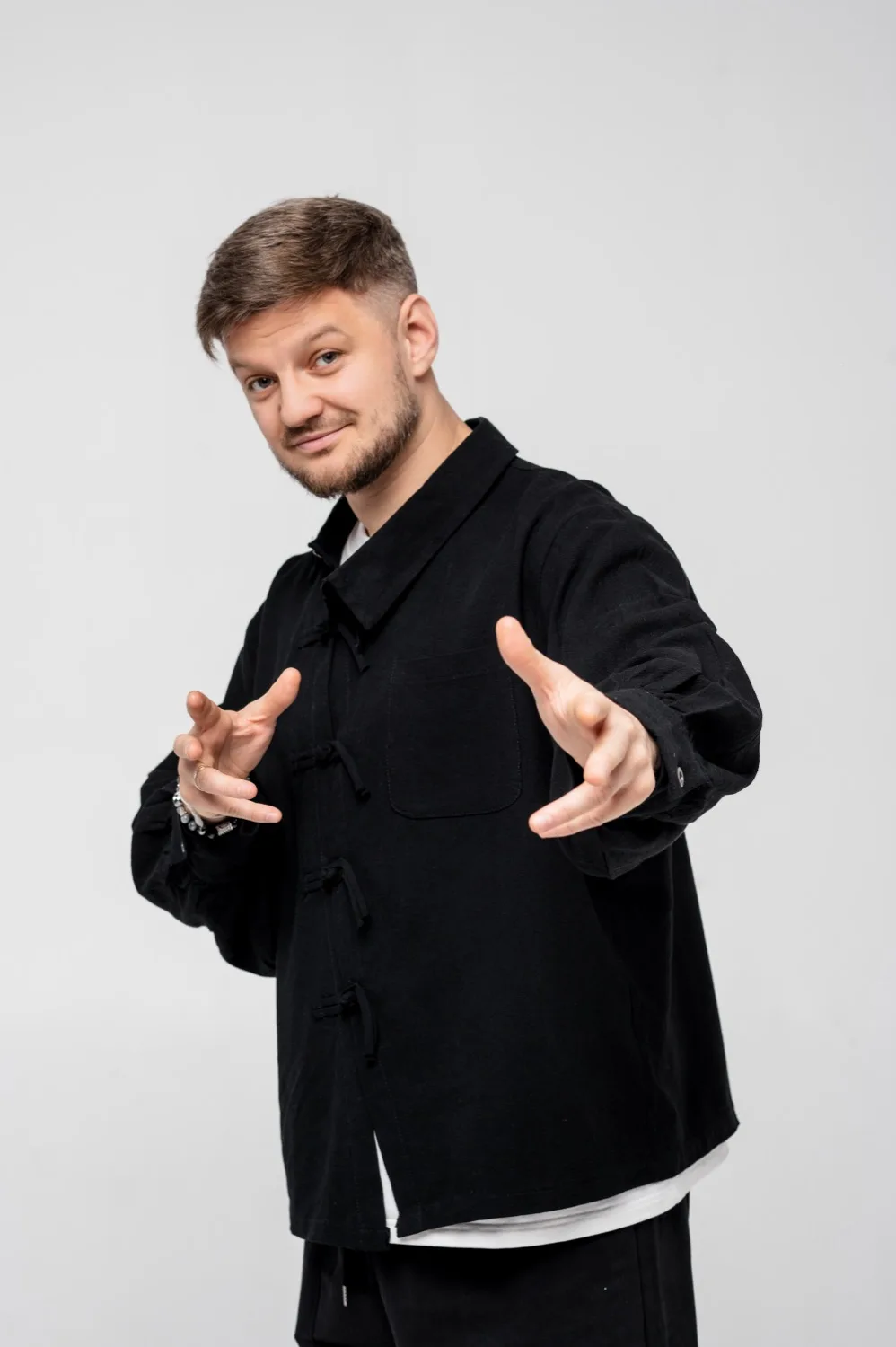 Алексей Жаров